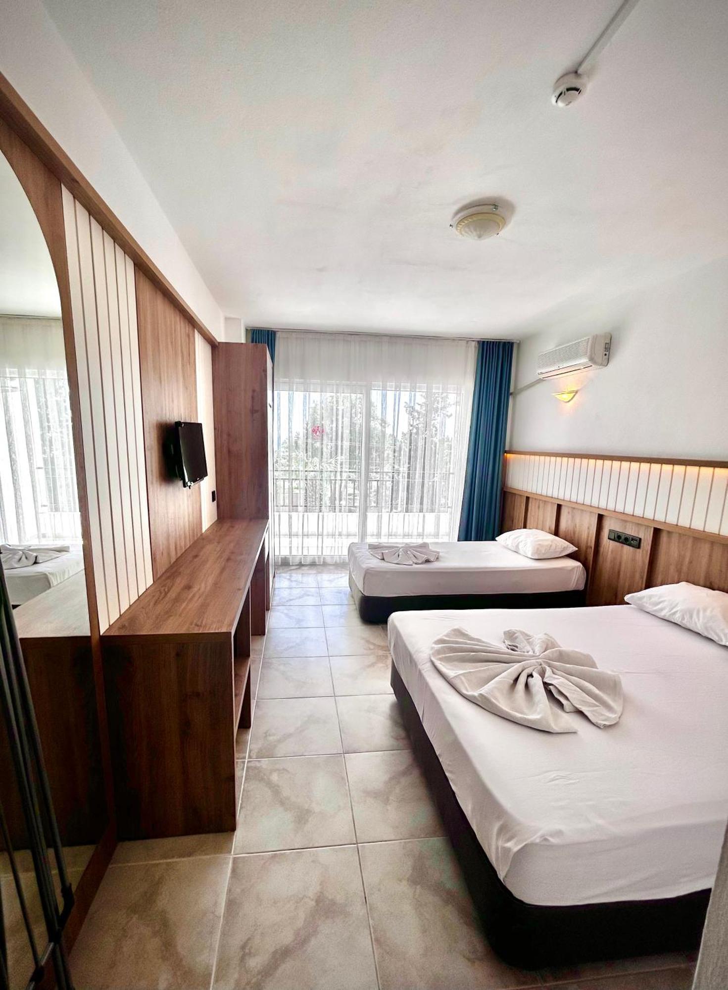 Tunan Motel Ayvalı Værelse billede